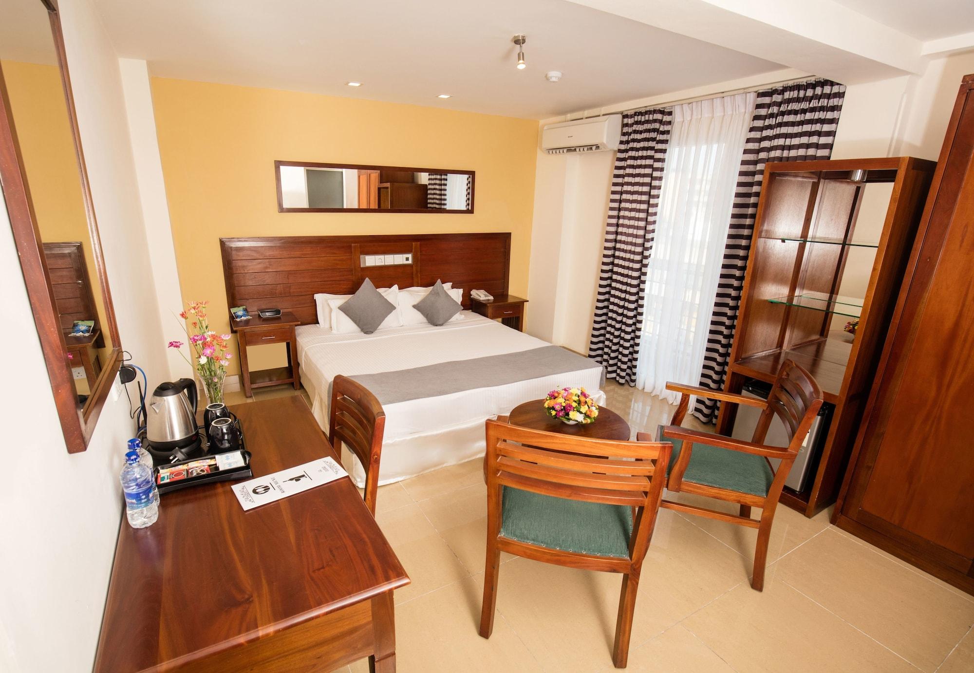 Gsh Colombo Hotel Buitenkant foto